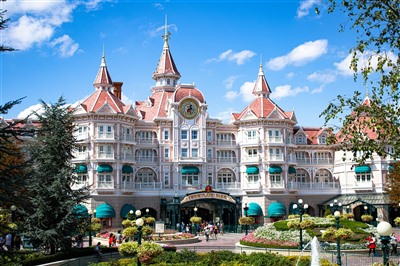 Vergelijkende gids: kiezen tussen een luxe, gemiddelde of budget Disney-hotel